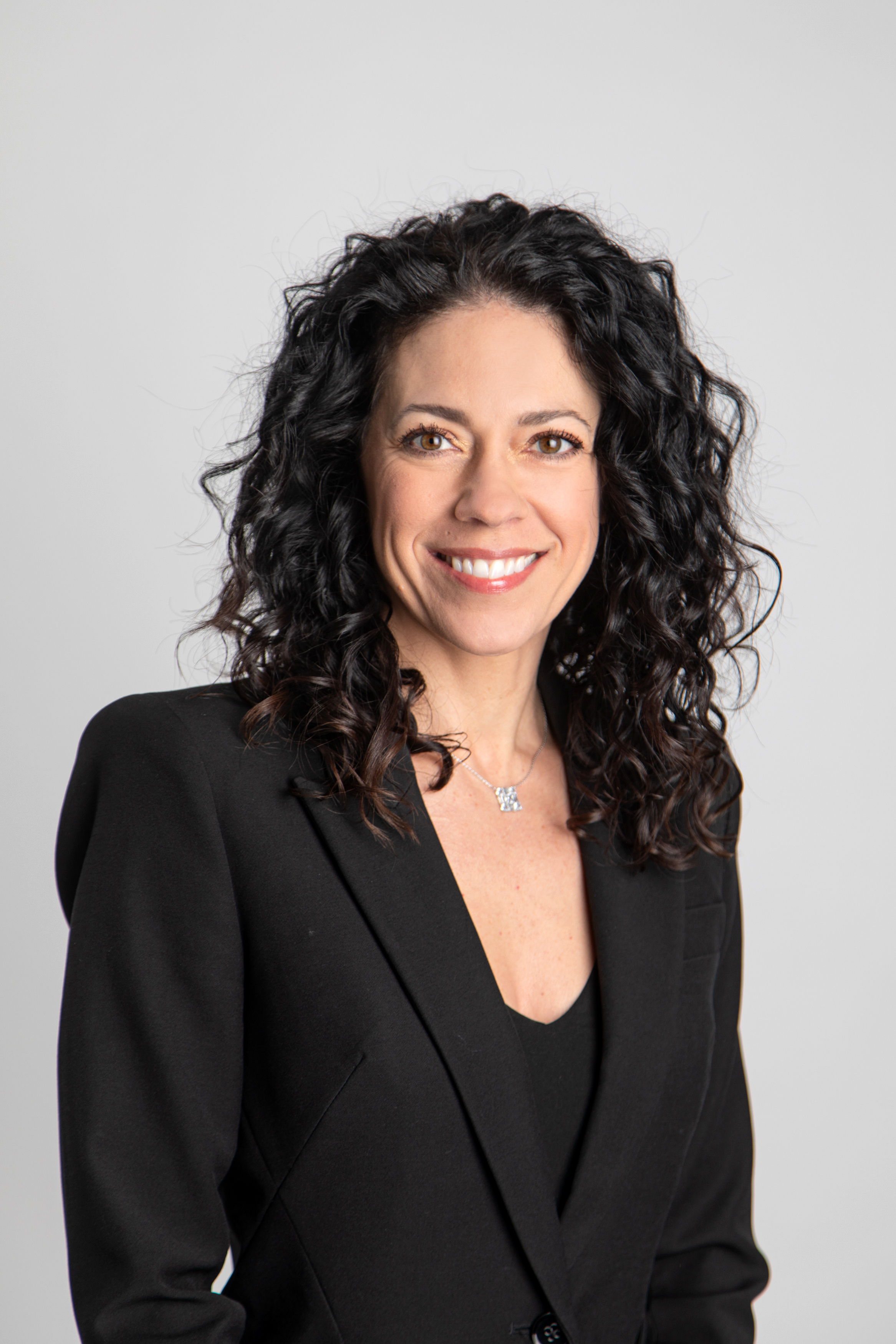 Tiffany Velez, Proximity Commercial Advisors, LLC